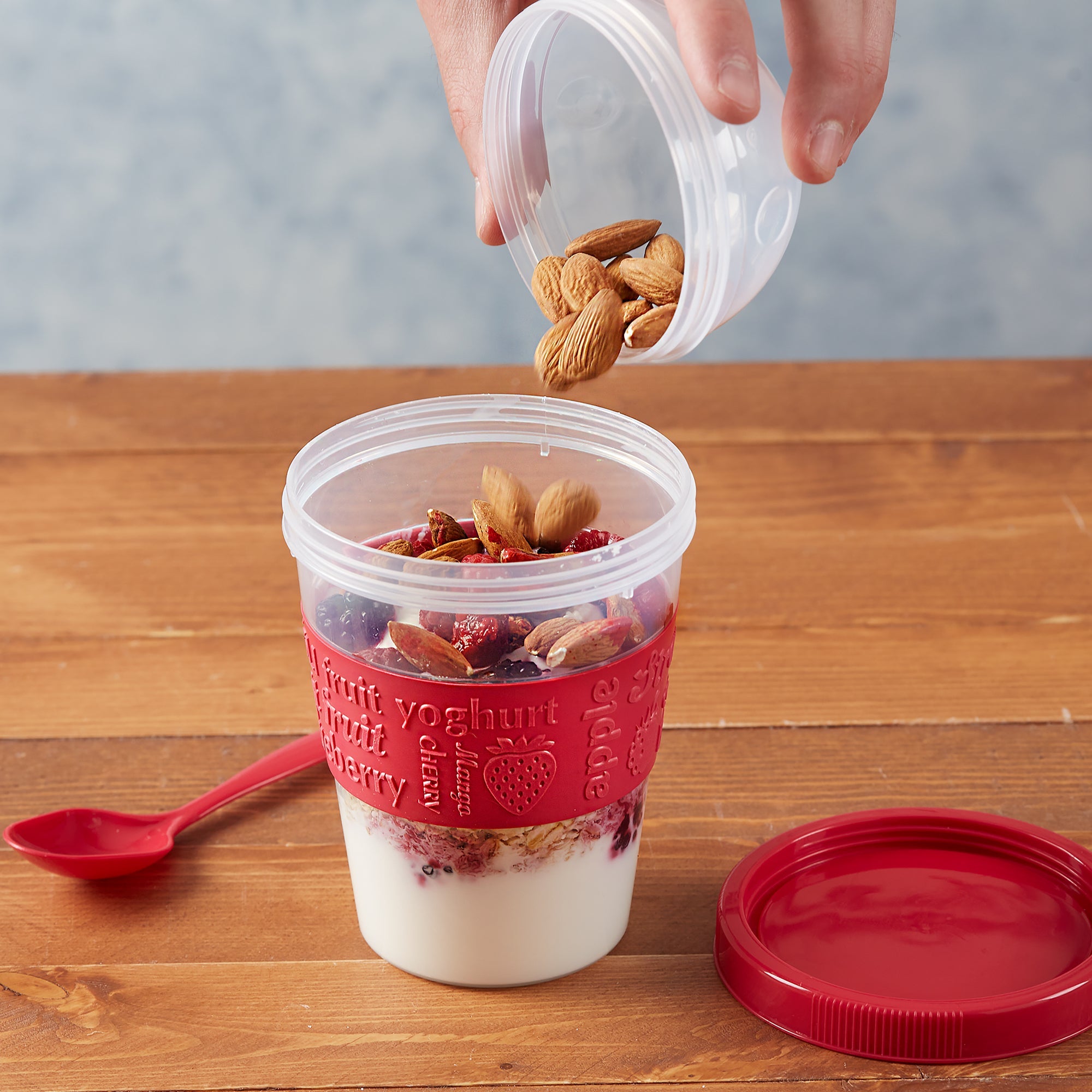 Crystalia Yogurt Parfait Cups with Lids, Reusable Yogurt Containers with  Lids and Spoons, Take and Go Yogurt Cup with Topping Cereal or Oatmeal